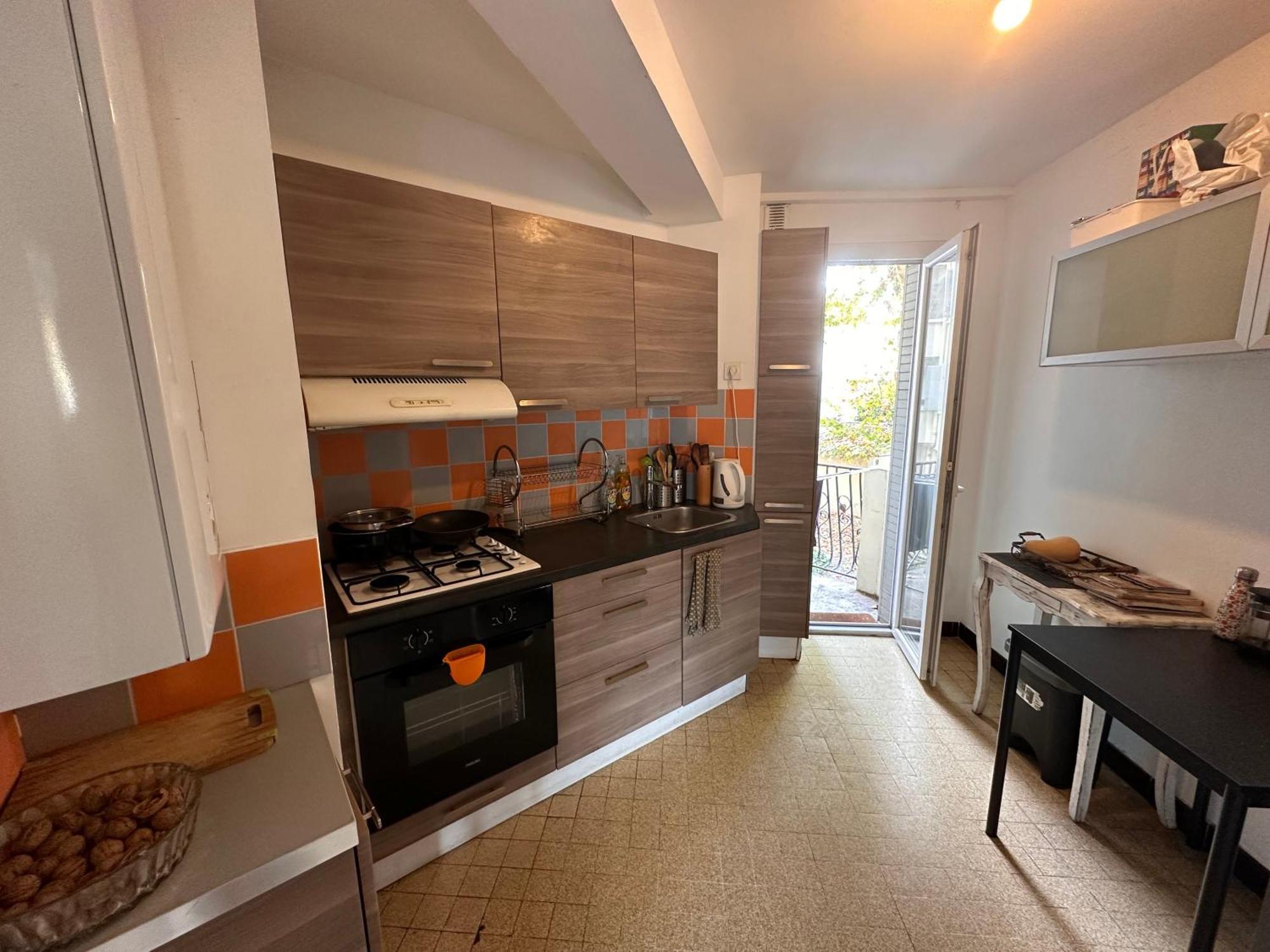 Chambres Dans Grand Appartement - Centre-Ville Монпелие Екстериор снимка