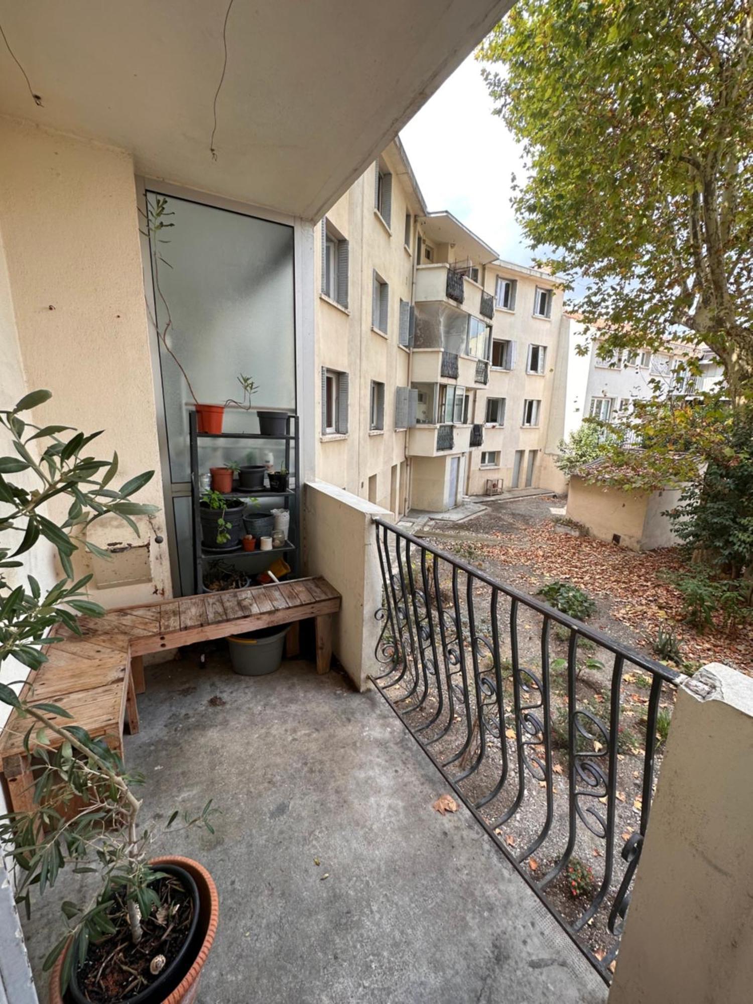 Chambres Dans Grand Appartement - Centre-Ville Монпелие Екстериор снимка