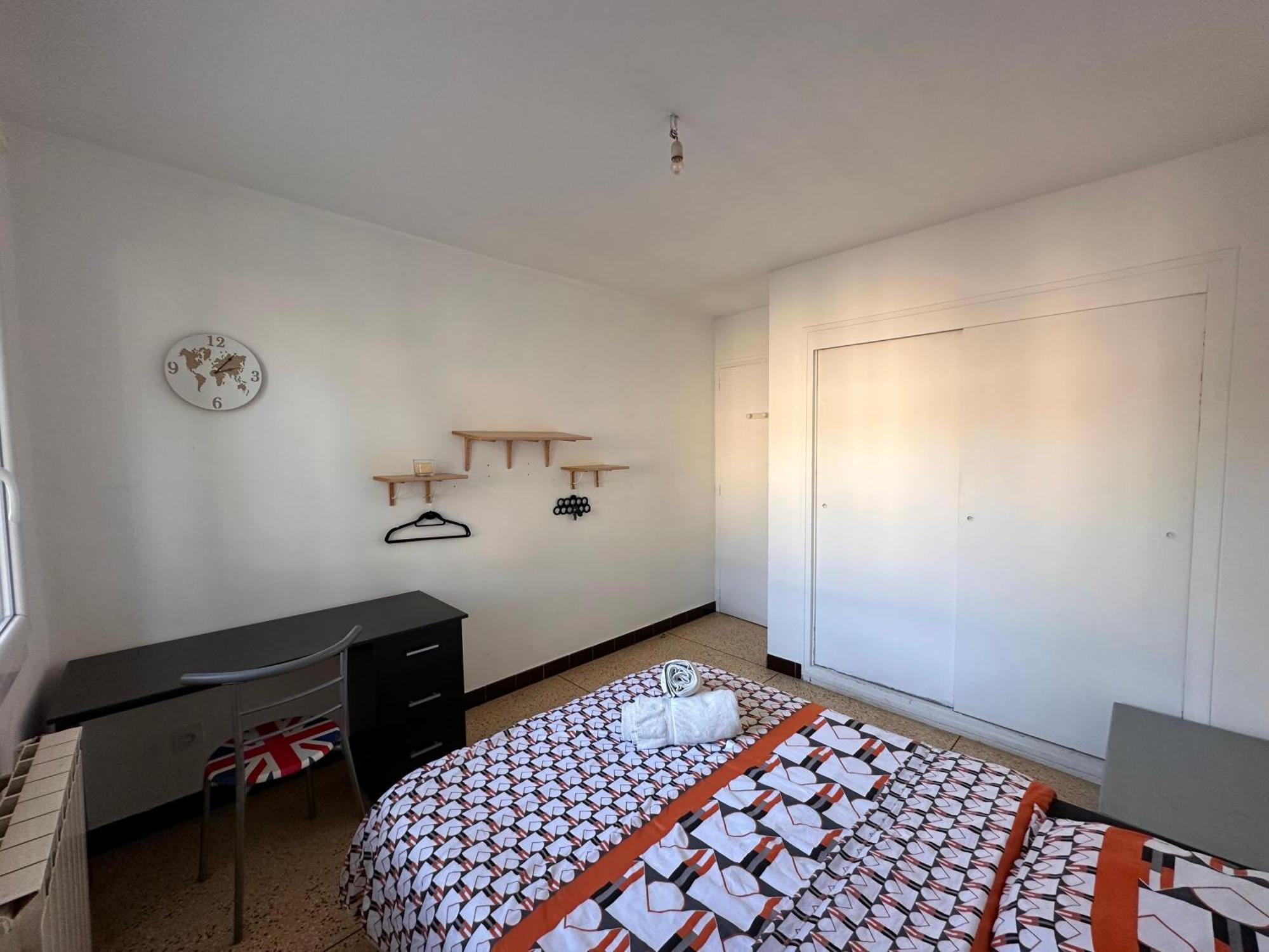 Chambres Dans Grand Appartement - Centre-Ville Монпелие Екстериор снимка
